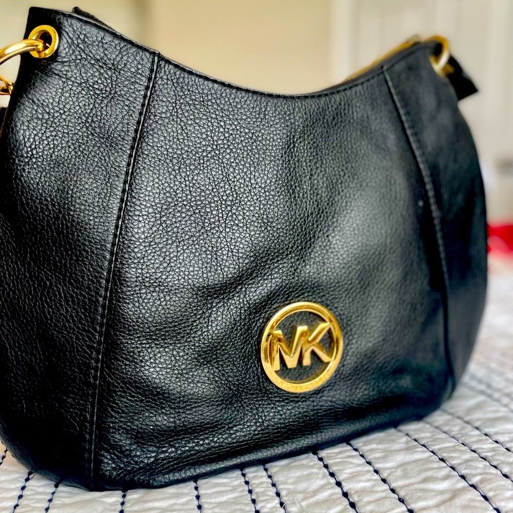 Michael Kors black leather purse